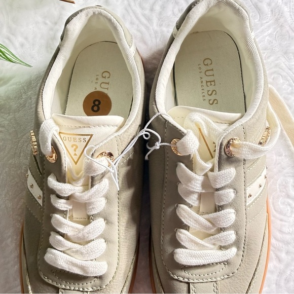 GUESS Green Suede Sneakers Women’s Size 8 NWT - Picture 3 of 10